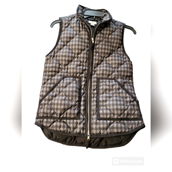 J. Crew Jackets & Blazers - J.Crew black and gray plaid Puffer down filled Vest XXS